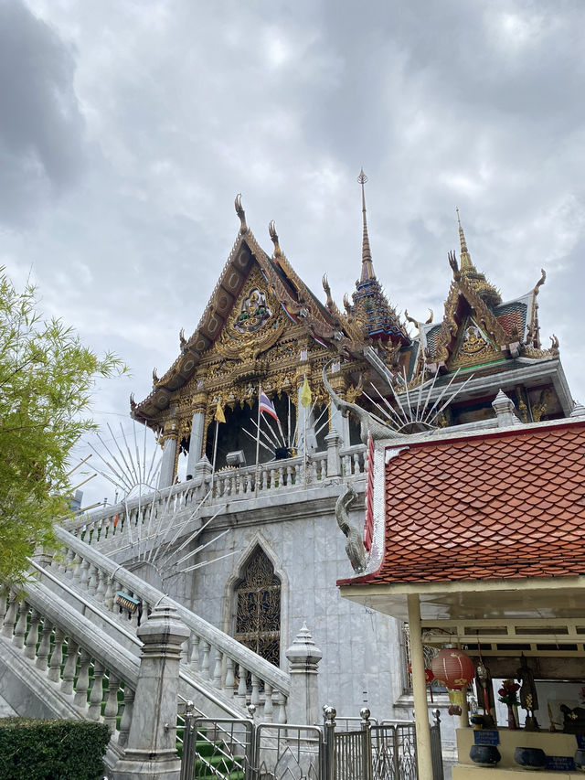 เที่ยววัดหัวลำโพง 1 วัน