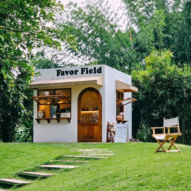 Favor Field Cafe สวนผึ้ง ราชบุรี