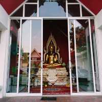泰國曼谷具有特色的曆史古跡寺廟景點:Wat Pradittharam (Wat Mon)，巨大金色臥佛，適合拍照📸打卡。