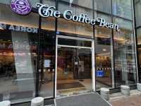The Coffee Bean & Tea Leaf 