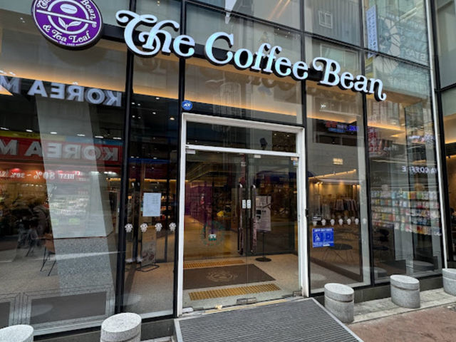The Coffee Bean & Tea Leaf 