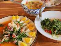 ครัวรักอร่อย คาเฟ่ริมทาง อ.ไทรโยค