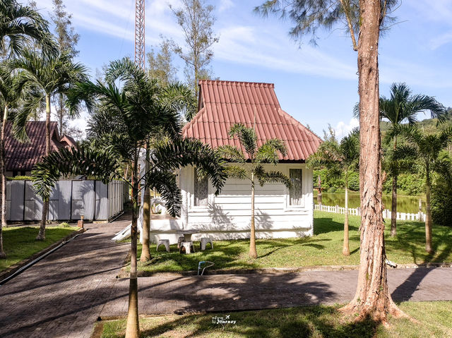 Mrs. Swan Hotel รีสอร์ทบรรยากาศดีริมทะเลระนอง