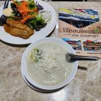 ร้านโจ๊กเปิด24ชั่วโมงในเชียงใหม่ - โจ๊กสมเพชร