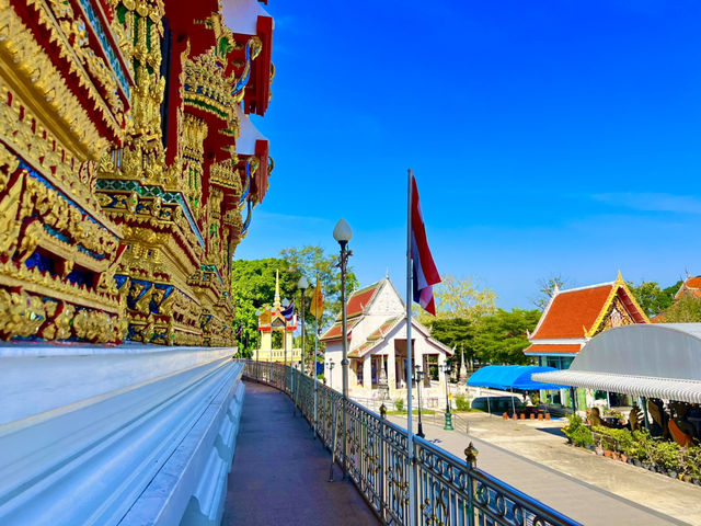 วัดชลอ โบสถ์เรือสุพรรณหงษ์ วัดสวยนนทบุรี