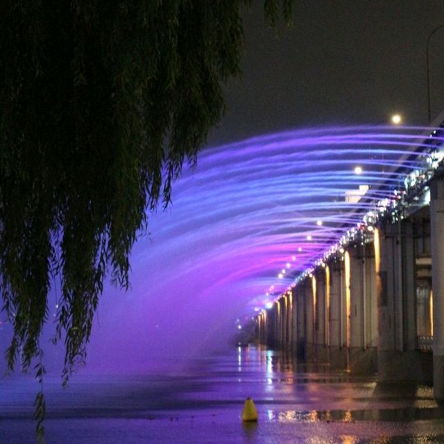 🌈น้ำพุสายรุ้ง 🌈ที่ Banpo Bridge @seoul