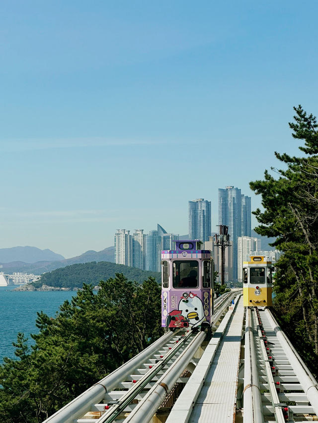 해운대에서 특별한 추억을 만들기! 🚂🌊