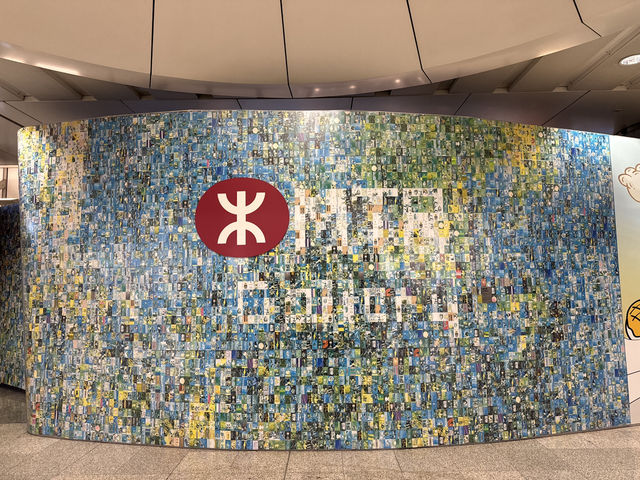🚆 港鐵展廊的奇妙之旅：時光隧道中的探索之旅 🌟