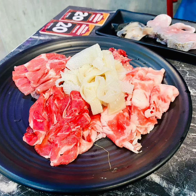 บุฟเฟ่ต์สุกี้ยากี้พรีเมี่ยม อร่อยเด็ดต้องลอง‼️