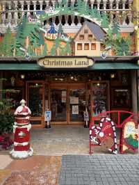 【沖縄県/北谷】一年中クリスマスのお店！？