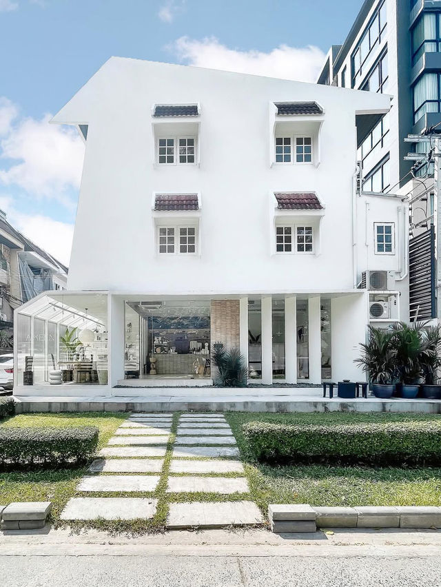 A Keen House