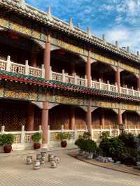 Guide to visiting the Underrated Yuen Yuen temple