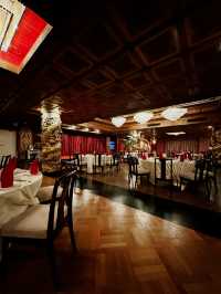 A Grand Feast at Halley by Wondermama, Mandarin Palace 🍽️🏮