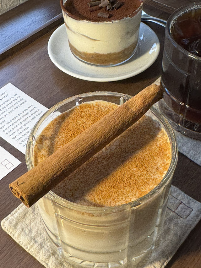 ☕️음악도 좋았던 카페