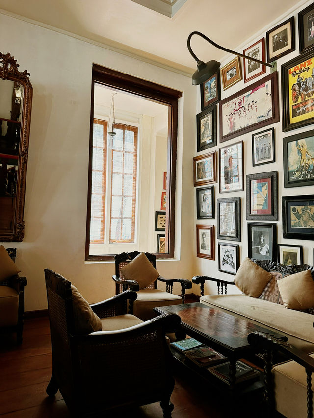 Lunch at Café Batavia – A Colonial-Era Charm
