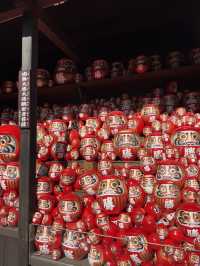 Katsuoji Temple วัดที่เต็มไปด้วยตุ๊กตาดารุมะ