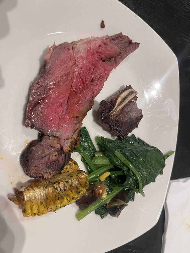 台北信義區—寒舍艾美飯店高質自助餐