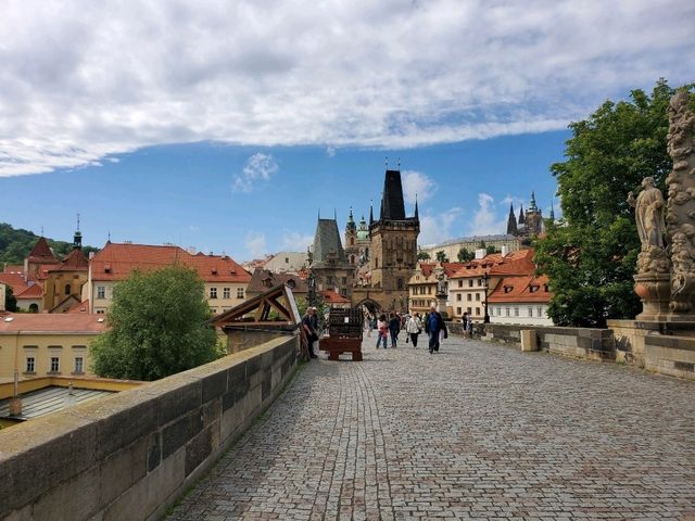 [🇨🇿プラハ] カレル橋 — 歴史と美しい景観が交錯するプラハの象徴