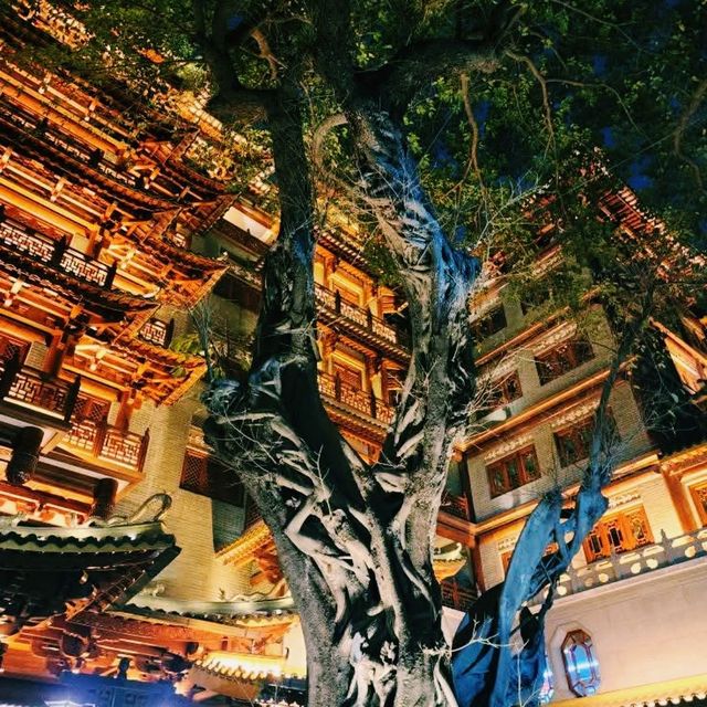 Dafo Temple: A Hidden Gem of Tranquility in Guangzhou