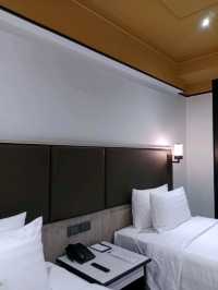โรงแรมรีโนเวทใหม่ The Quarter Saphankhwai