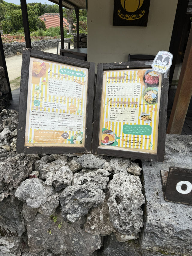 竹富島で島時間を味わう「ちろりん村」—フレッシュジュースと癒しのカフェタイム