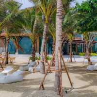ร้านอาหารและคาเฟ่ ริมทะเลขนอม