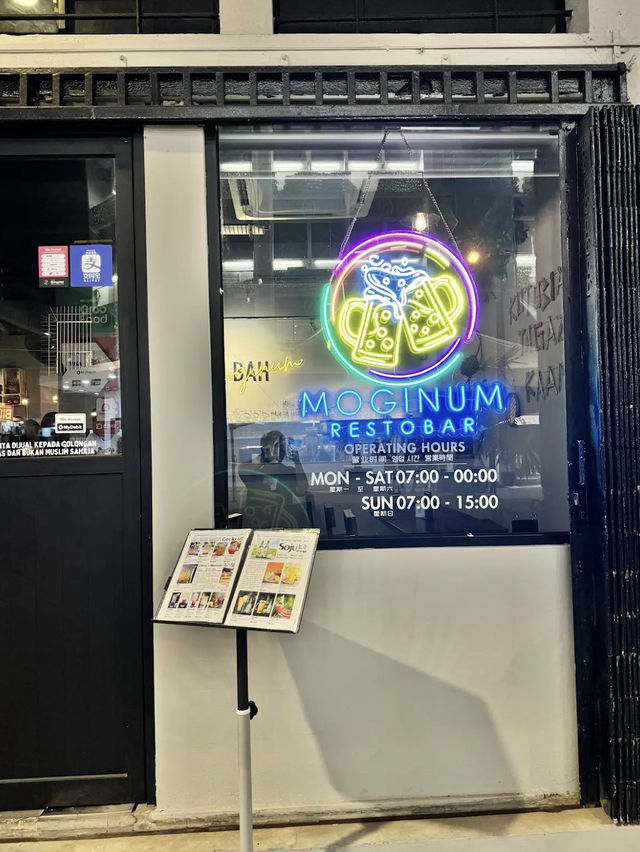 Vibrant Nights at MOGINUM Restobar, Kota Kinabalu