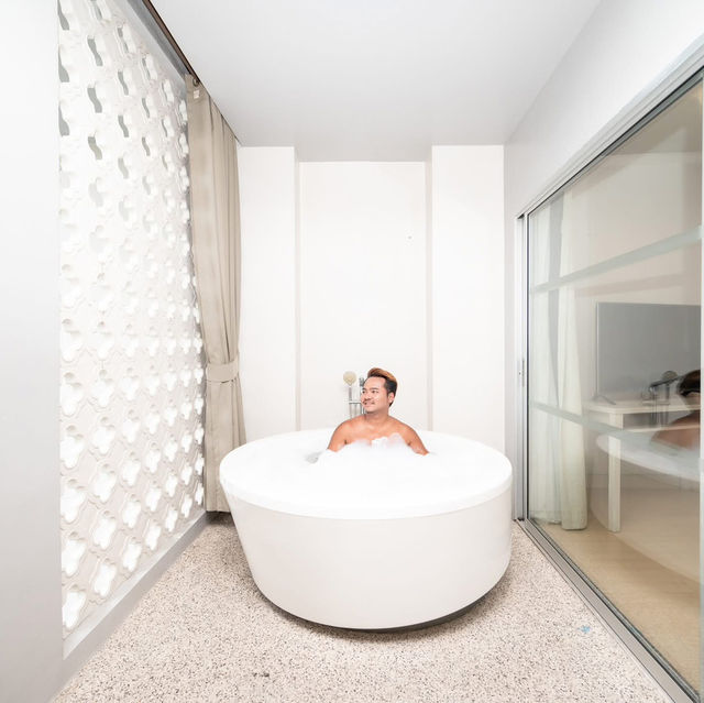 Ramada by Wyndham Phuket Deevana, Patong  