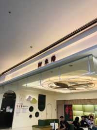 機場裏的咖啡☕️店