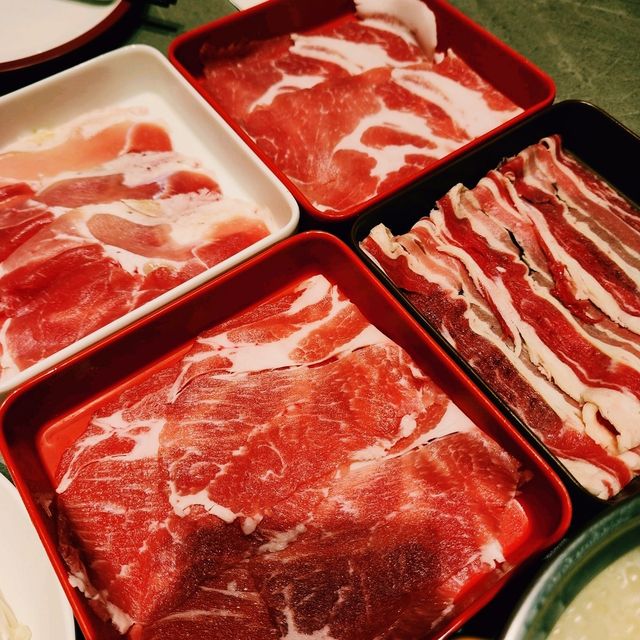 Paradise Hotpot: Personalized Hotpot Dining in Singapore