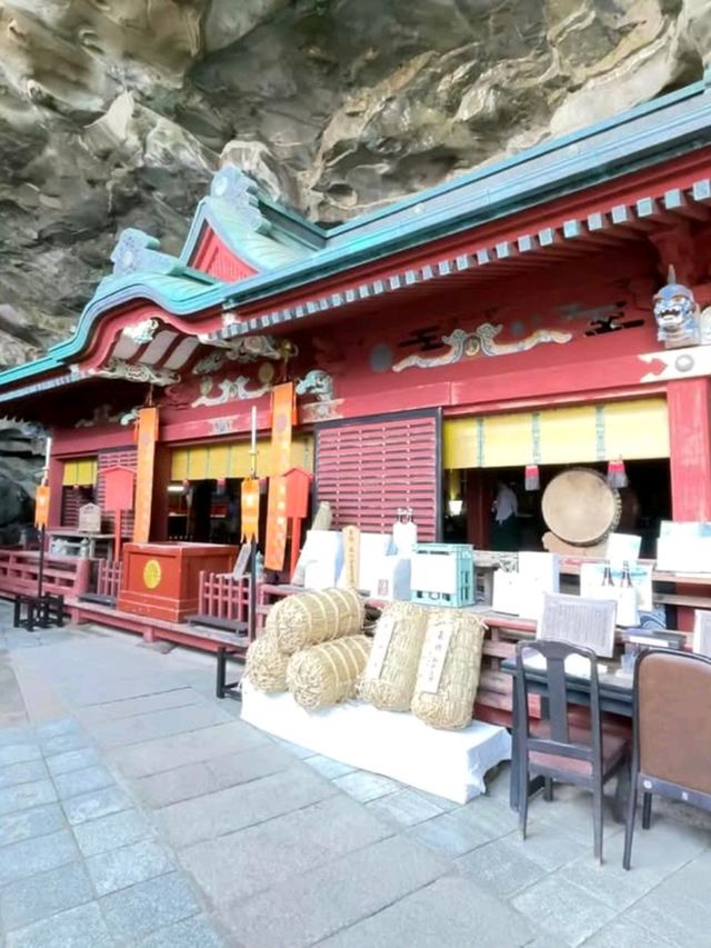 Spring Chill & Shrine Thrills