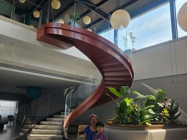 A Mini Disneyland Stay at Garden Rezen Hotel Shanghai – Perfect for Families!