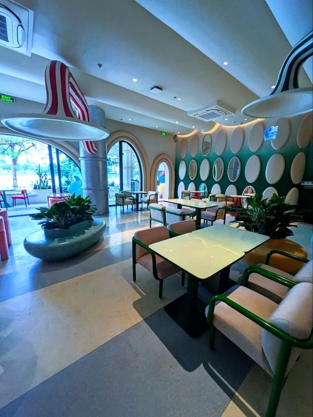 Most Kid Friendly Cafe I've Seen