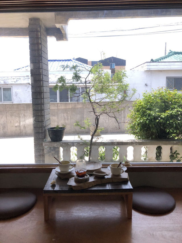 제주 성산일출봉 필수코스, 이색적인 분위기의 공방 카페