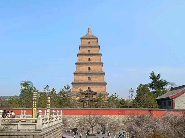 🇨🇳 เจดีย์ห่านป่าใหญ่ (Giant Wild Goose Pagoda)