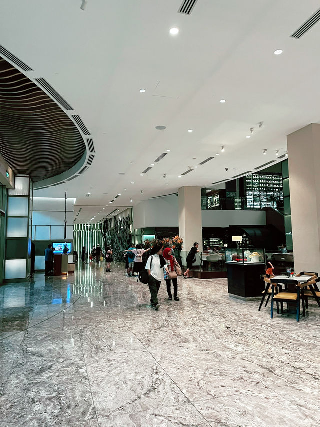Hilton Kuala Lumpur: The Perfect Blend of Summer Leisure and Business Comfort