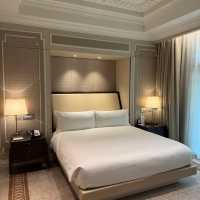 🇸🇬🏨 The Fullerton Hotel Singapore: A Journey Through Luxury & History