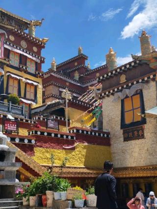 ✨ 9 Days of Yunnan Magic | 1–9 June 🇨🇳🌿❄️Kunming · Dali · Xizhou · Lijiang · Jade Dragon Snow Mou