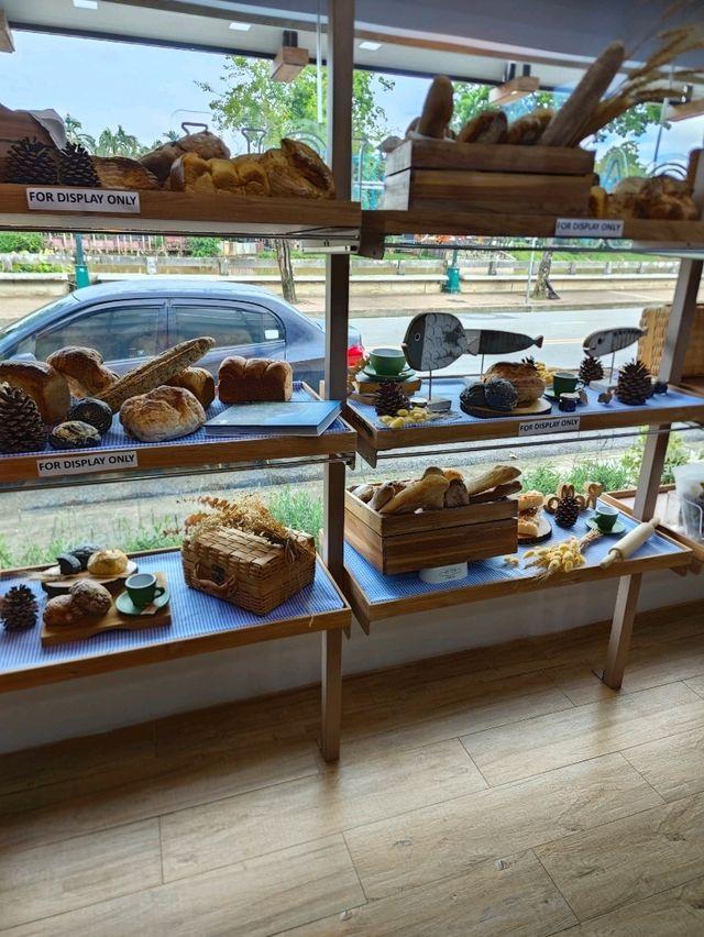 Foo coffee x Loaf & Fish