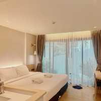 A Coastal Retreat of Serenity and Splendor