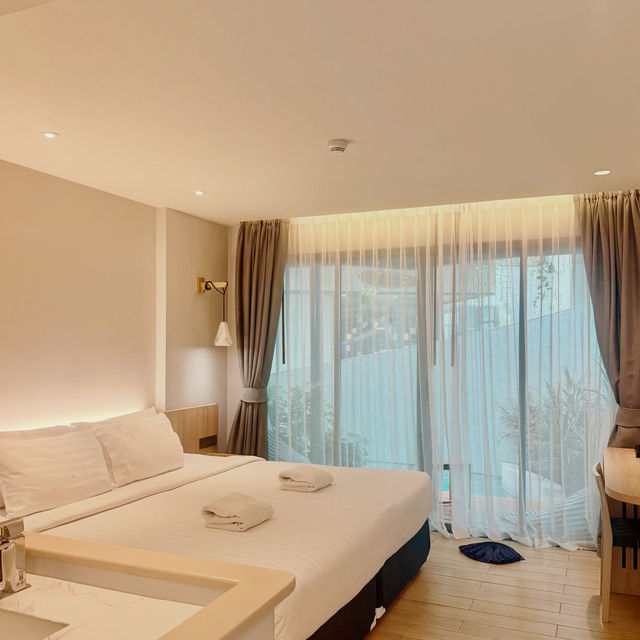 A Coastal Retreat of Serenity and Splendor