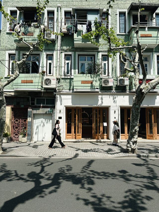 GoodBai Café