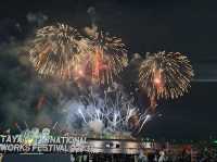 เทศกาลพลุนานาชาติพัทยาหรือ Pattaya Internatial
