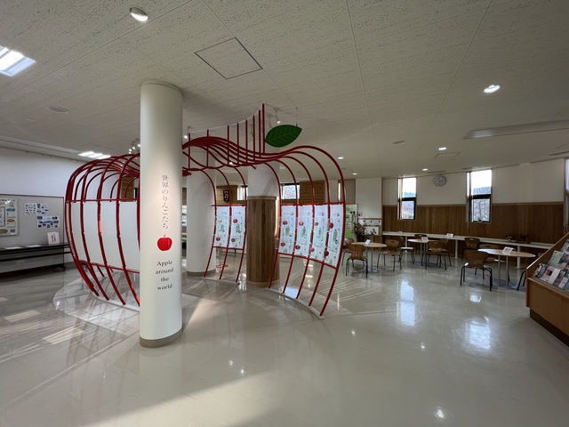 🍎 Apple Wonderland in Hirosaki – A Family Delight!