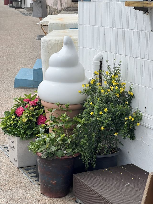 Busan and summer flowers