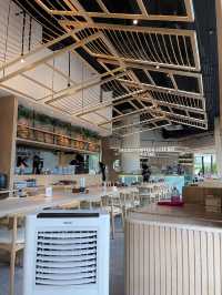 Shikō Udon Bar ที่ตึก Empire Tower ชั้น G