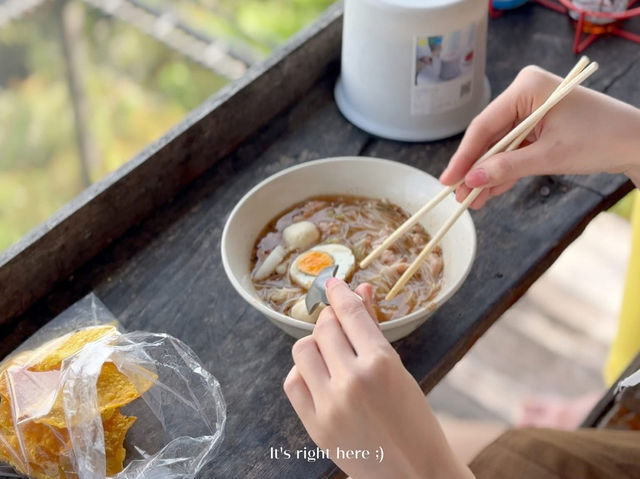 🍜 ก๋วยเตี๋ยวห้อยขาบ้านจ่าโบ - แม่ฮ่องสอน 💚