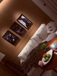 Fantastic decor fantastic location fantastic services