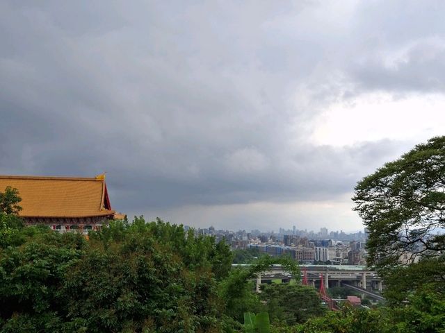 Explore the Jiantan Mountain Observatory near Jiantan MRT station in Taipei, Taiwan