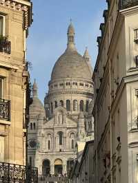 Above Paris: Chasing Light On Montmartre’s Secret Stairs